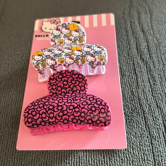 Hello Kitty Hair-clips - Set of 2 - NWT - Picture 3 of 6
